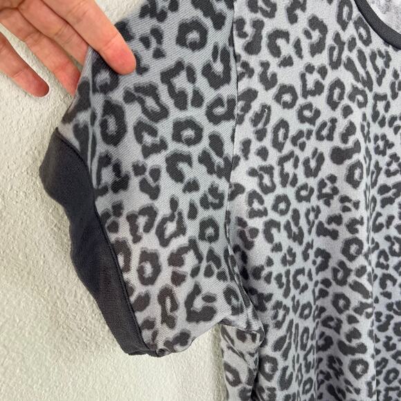 Lucky Brand Women's Plus SZ 3X Leopard Print Short Sleeve Top Super Soft Stretch - Picture 4 of 6
